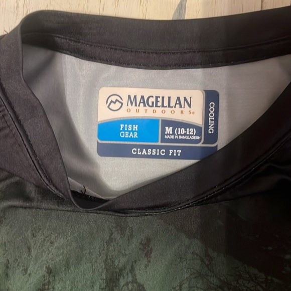 Magellan Youth M - Green and Yellow Long Sleeve Shirt - Picture 2 of 4